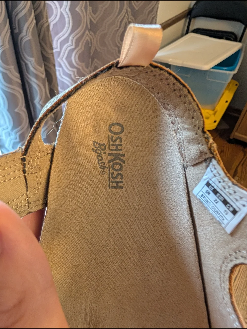 OshKosh B'gosh Tan Double Buckle Toddler Sandals Never Worn